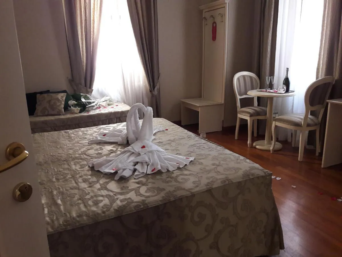 Domus Bocca Di Leone Hotel Rome Guest house