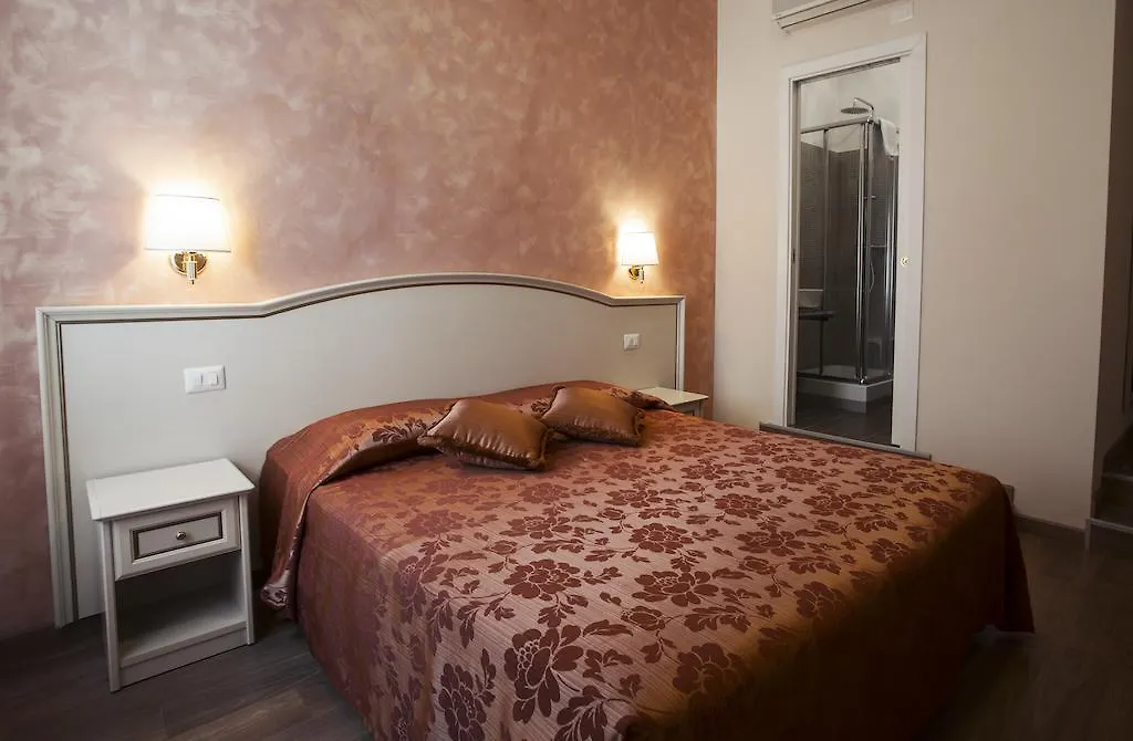 *** Guest house Domus Bocca Di Leone Hotel Rome Italy