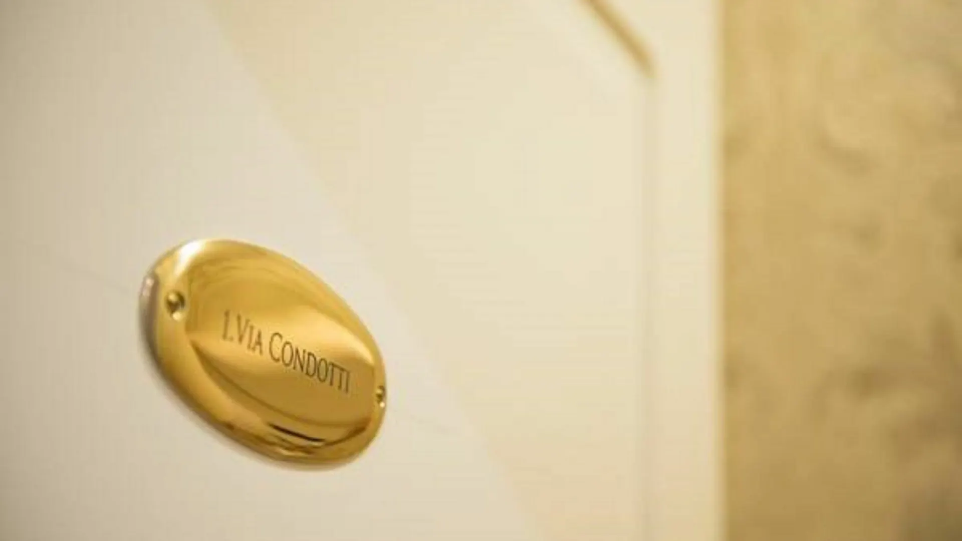 Domus Bocca Di Leone Hotel Rome