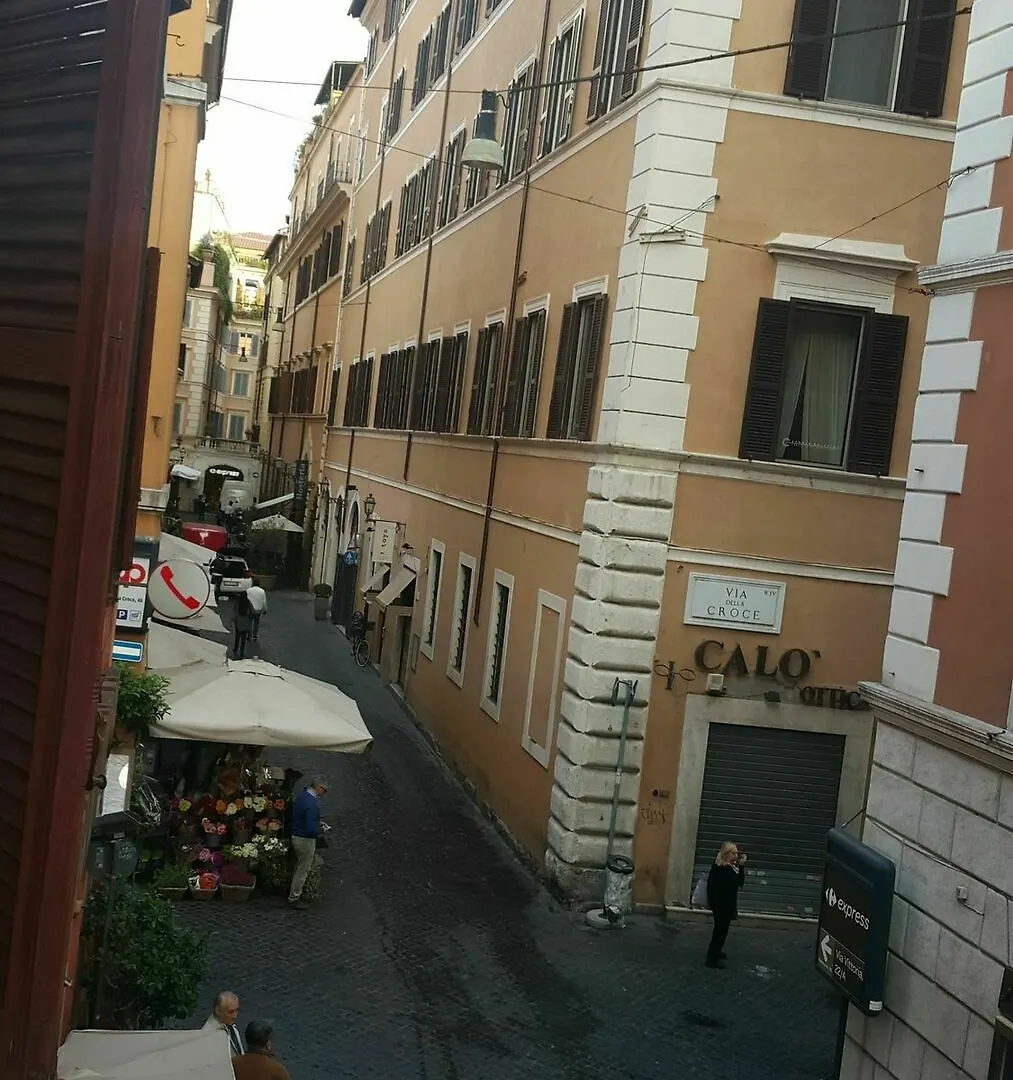 *** Guest house Domus Bocca Di Leone Hotel Rome Italy