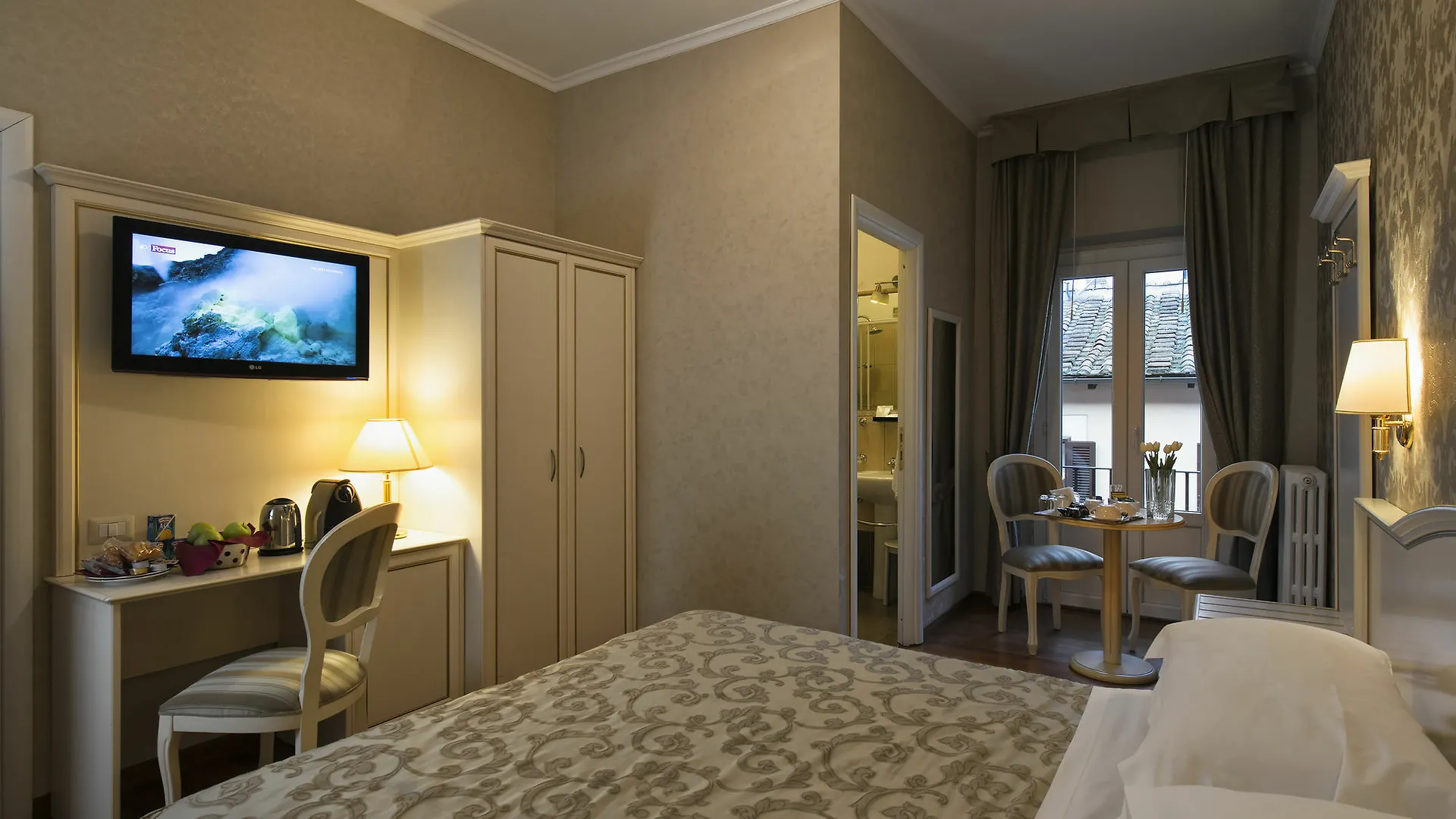 Domus Bocca Di Leone Hotel Rome Guest house