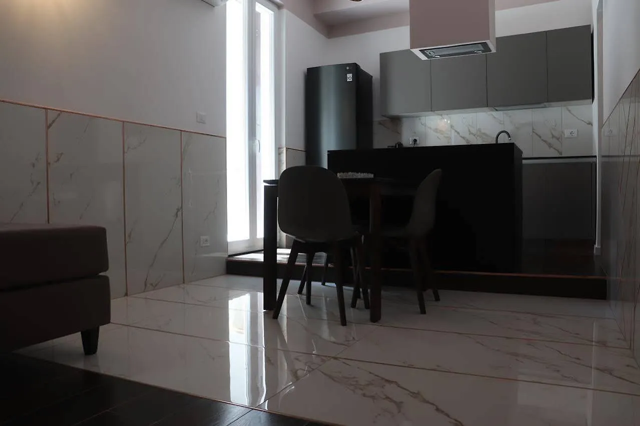 Guest house Domus Bocca Di Leone Hotel Rome